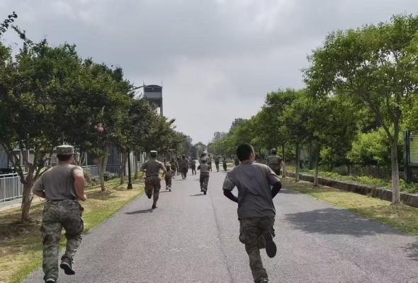 【黄埔特战精兵夏令营】2026广东/佛山黄埔特战精兵将帅夏令营（28天）