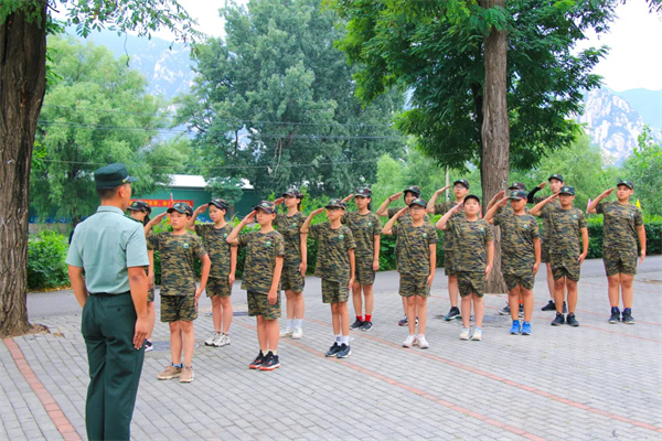 北京儿童军事化夏令营，正规机构一览