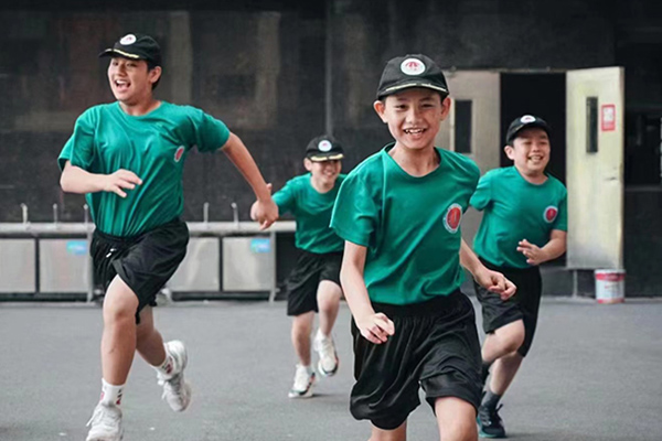 广东东莞军事夏令营精选课程大盘点