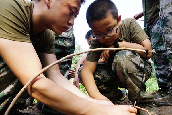 河北小学生军事夏令营，在暑期收获满满！