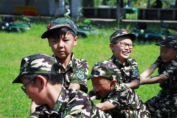 济南军事夏令营儿童，靠谱机构一览