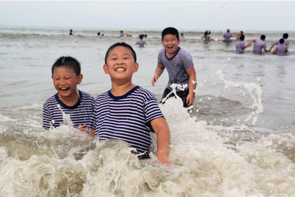 青岛小学生军训夏令营