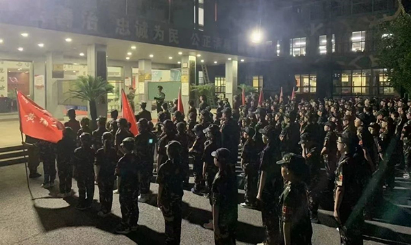 青岛军事夏令营哪家好？推荐看完