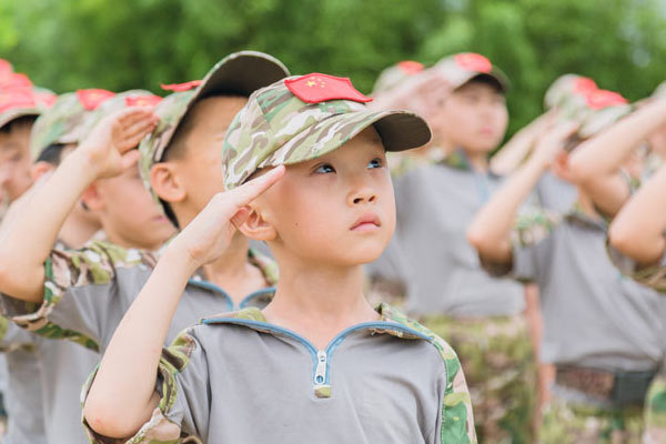 青岛青少年军事夏令营，良心机构推荐