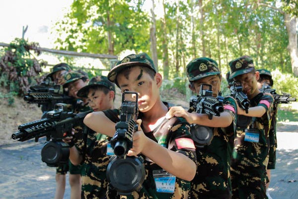 深圳有无军事化的暑假夏令营，三大机构不错过