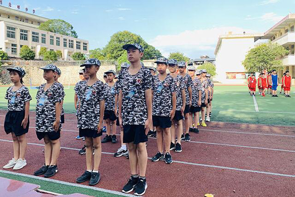 厦门小学生军事化夏令营