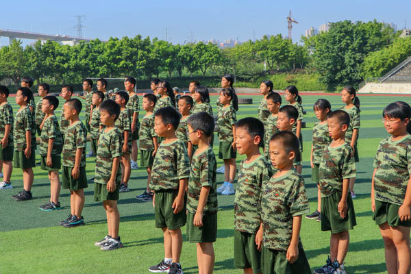西安青少年军事夏令营，正规机构不错过