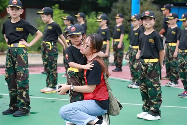 西安八一军事夏令营怎么样？确定不看看嘛